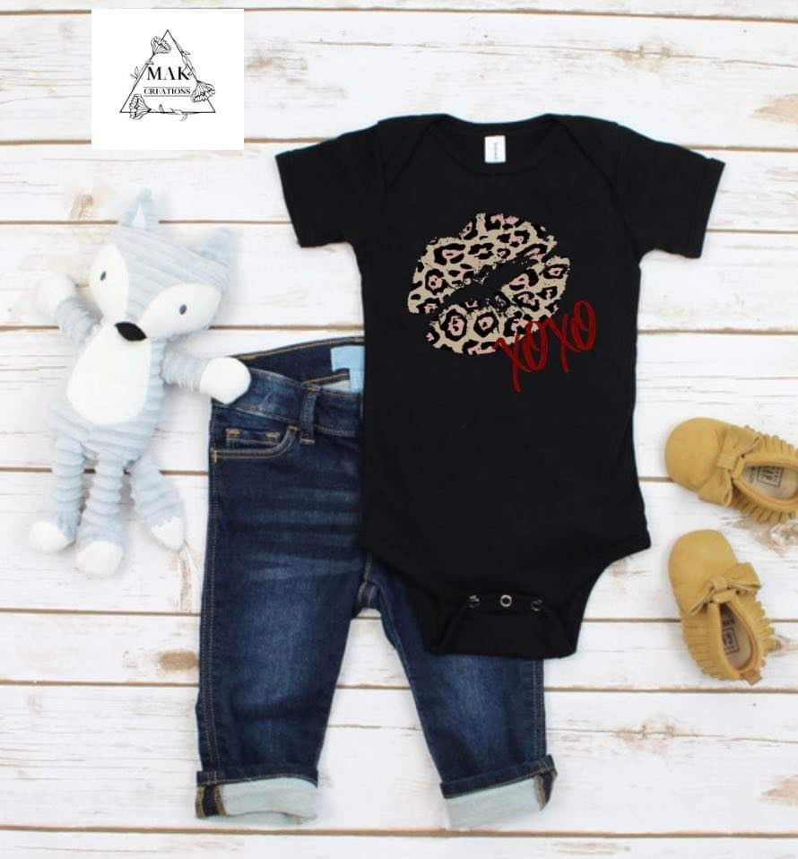 XOXO (Leopard Lips) (AVAILABLE IN ALL SIZES)